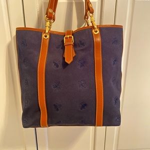 Navy Brooks Brothers tote.